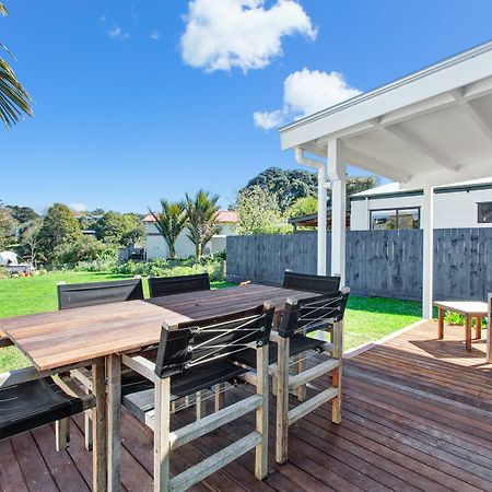 The Little Blue Bach In Oneroa Village By Waiheke Unlimited Kültér fotó